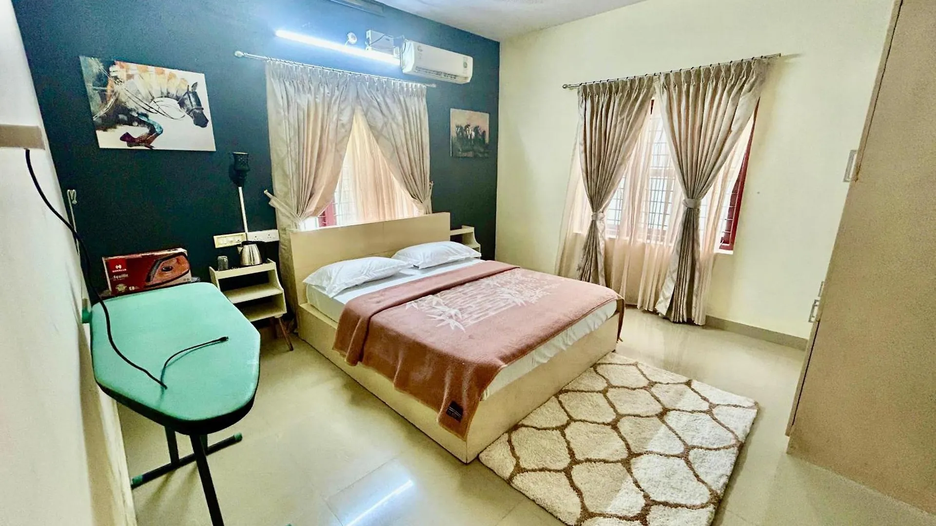 Krishnakripa - Luxury Private Villa Near Guruvayoor Temple Guruvāyūr 0*,  Indien
